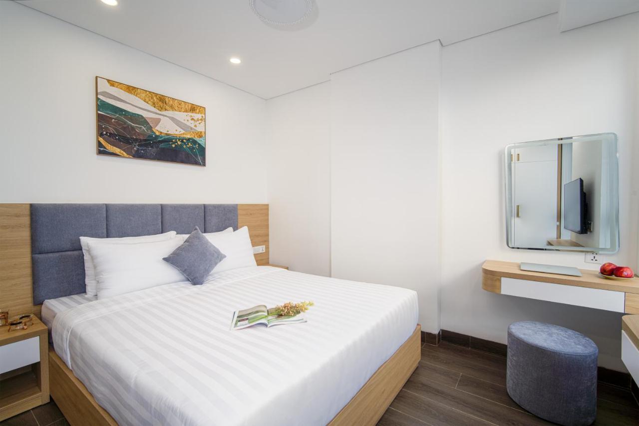 Hsuites Riverside Hotel And Apartment Дананг Екстер'єр фото