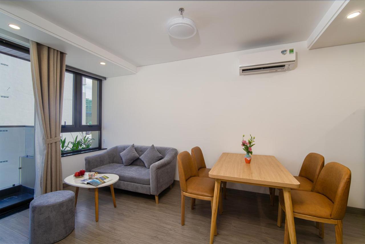 Hsuites Riverside Hotel And Apartment Дананг Екстер'єр фото
