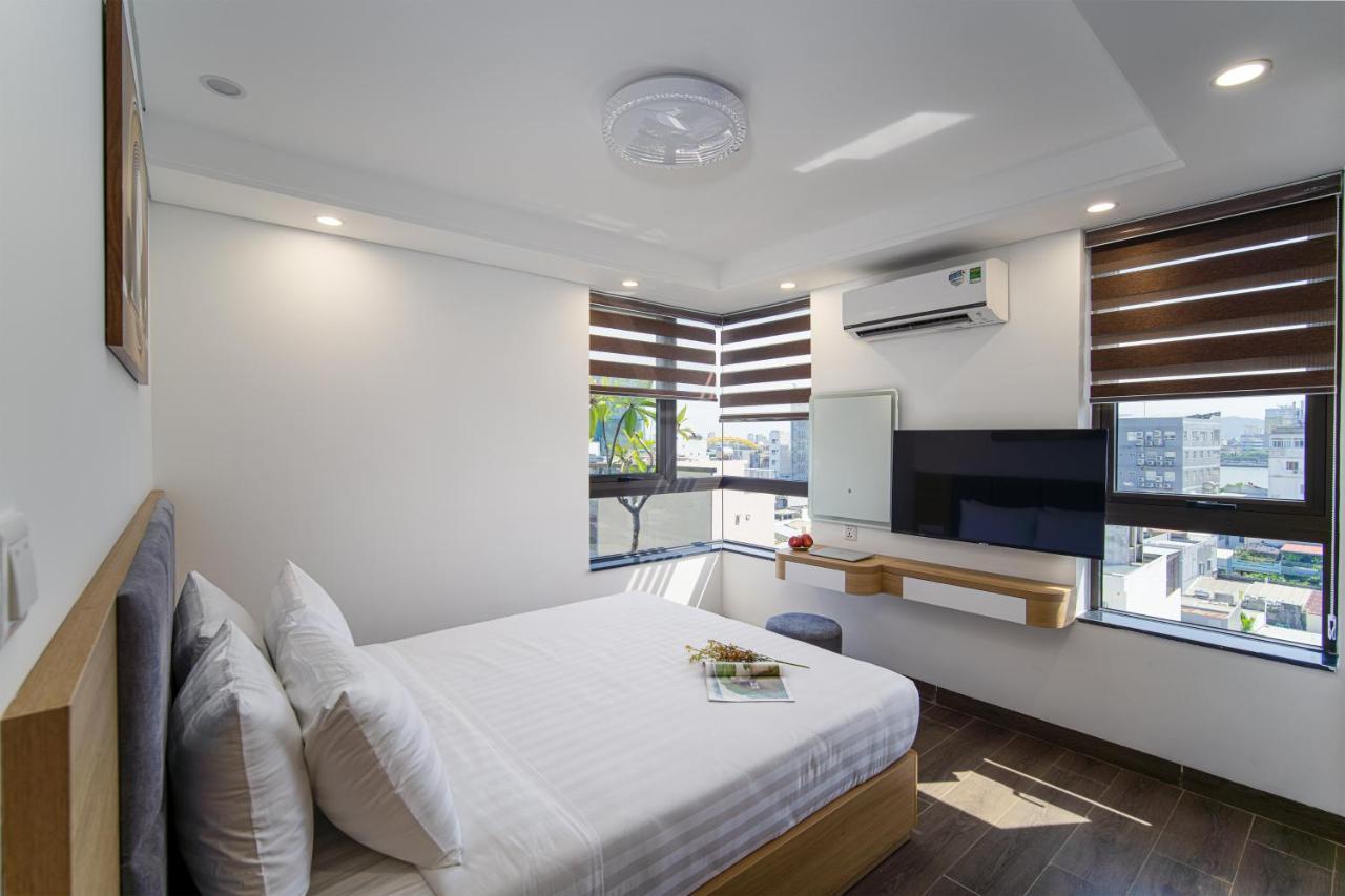 Hsuites Riverside Hotel And Apartment Дананг Екстер'єр фото