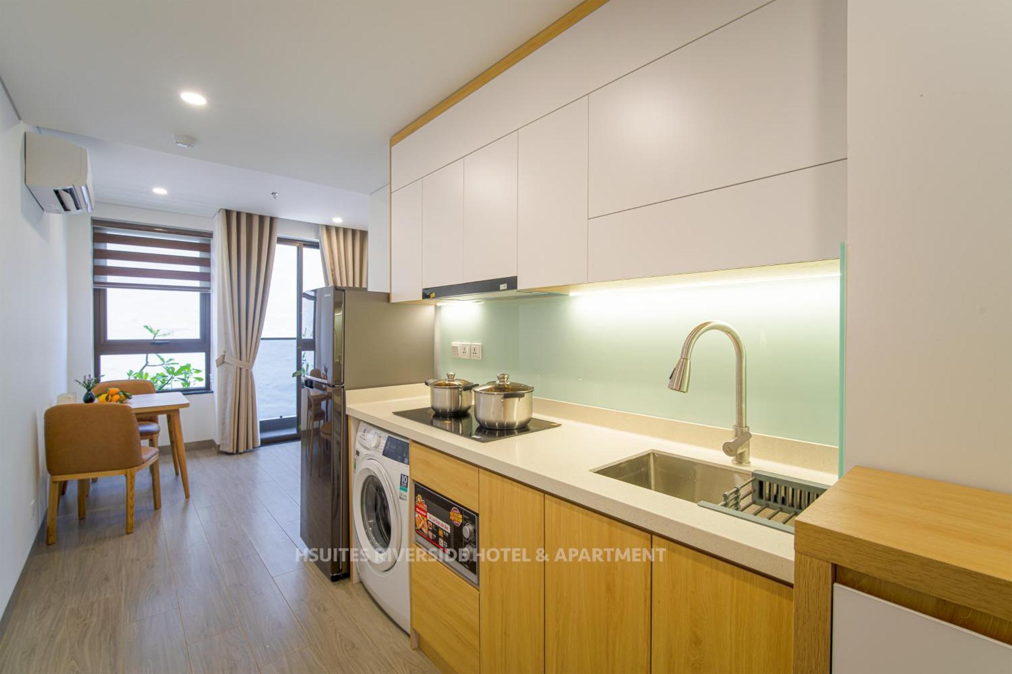 Hsuites Riverside Hotel And Apartment Дананг Номер фото